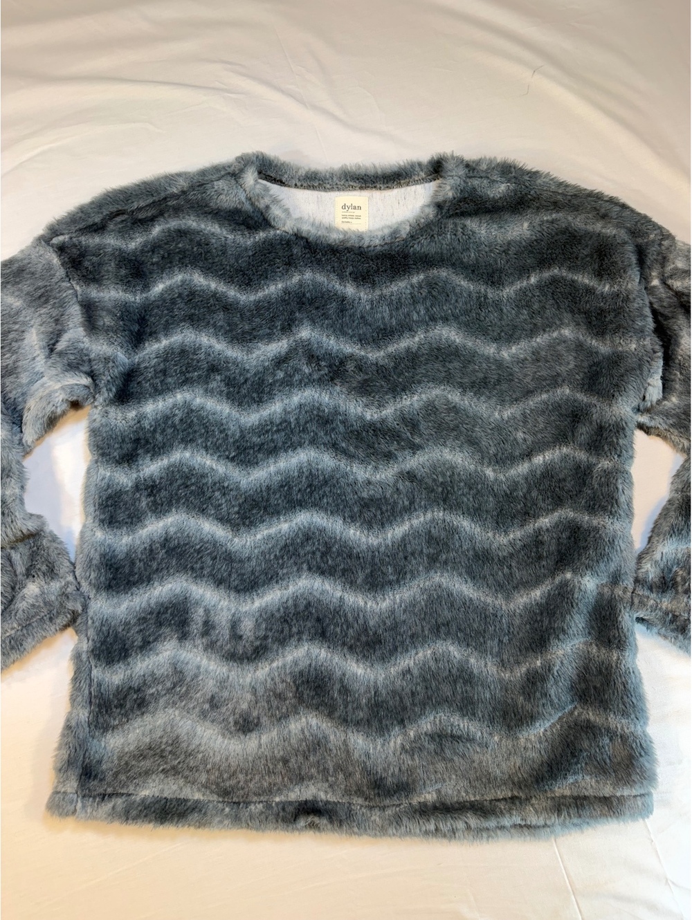 dylan Gray Faux Fur Long Sleeve Sweater